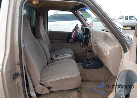 1994 Ford Ranger z USA, uszkodzony, nr VIN 1FTCR10X8RPC46594